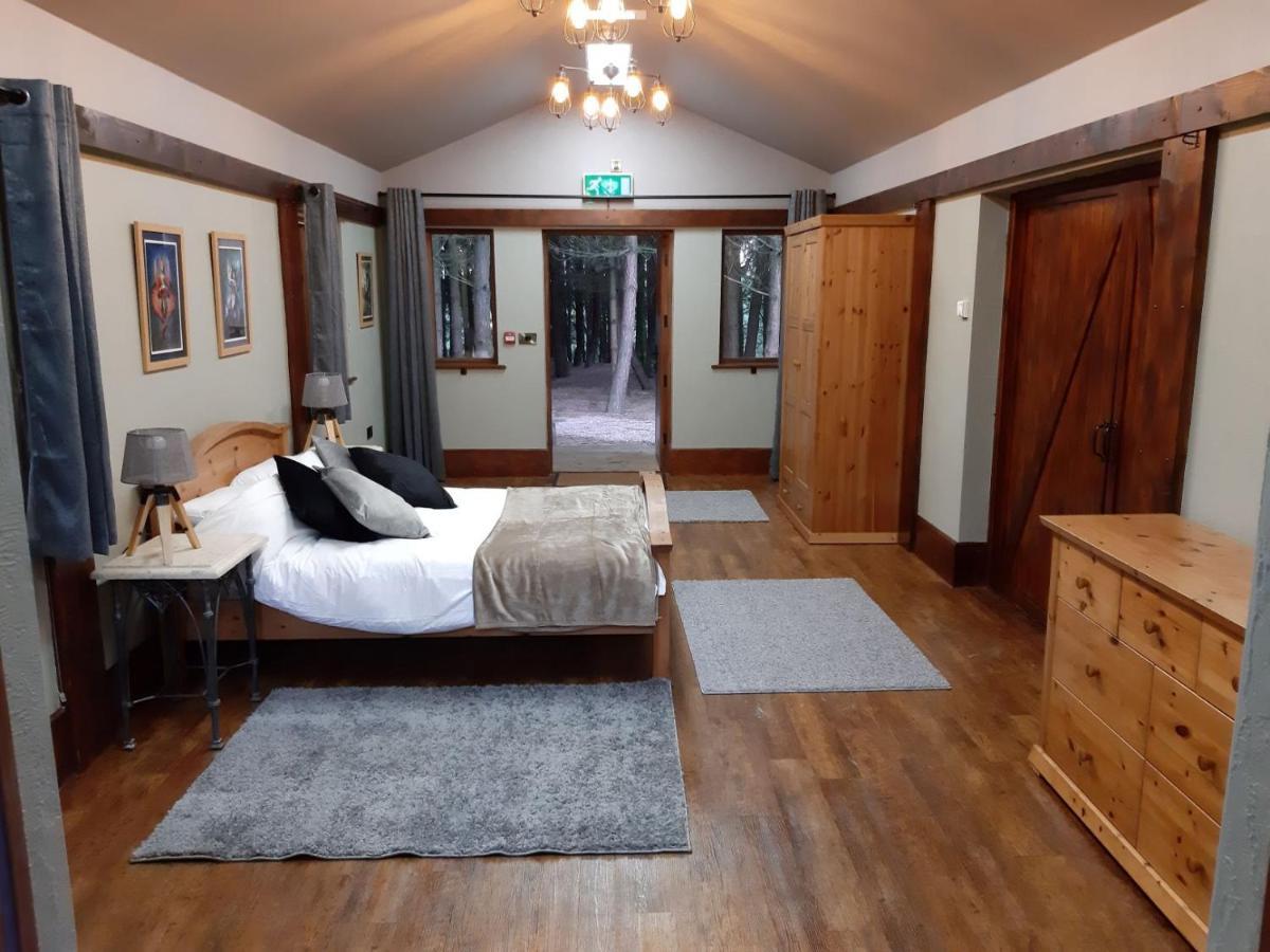 Wyldwood Lodge Чідл Екстер'єр фото